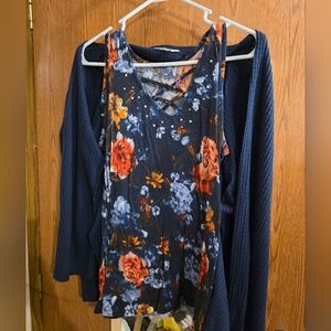 Time and Tru Floral Tank Top - Navy and Red